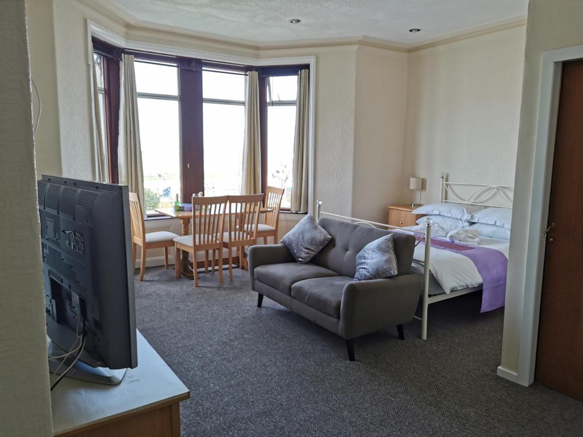 Westleigh Bed & Breakfast Morecambe Dış mekan fotoğraf